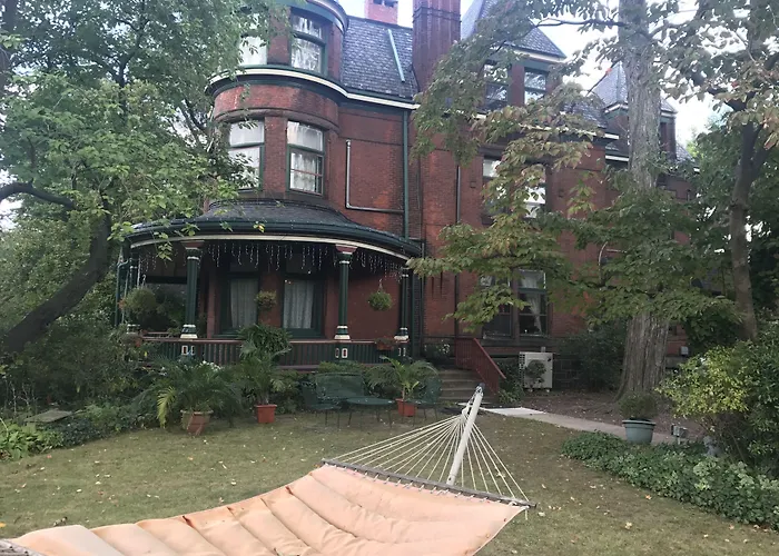 Bed and Breakfast Gables Bed And Breakfast Philadelphia